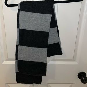 Black and Grey Scarf